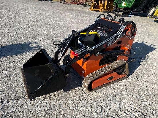 AGT YF2-380 MINI SKID LOADER, 44" TRACKS, 31"