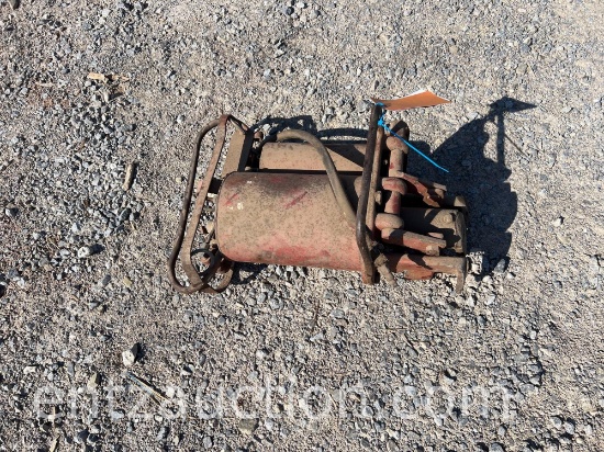 AIR OPERATED TIRE DE-BRAKER