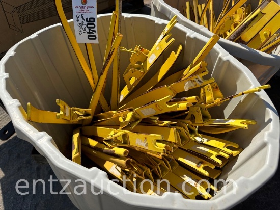 LOT OF 30 CROP LIFTERS, FOR JD 30' HEADER