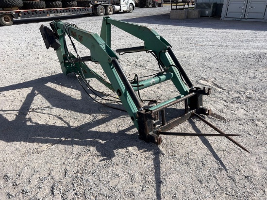 KD QT5500 FRONT END LOADER W/ BENT BALE SPIKES