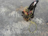 SIMPSON 3000 PSI 2.4 GPM PRESSURE WASHER,