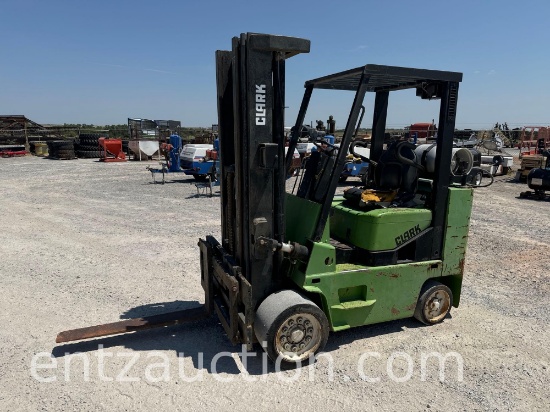 CLARK GCX40 FORKLIFT, LP, 3 STAGE LIFT, SIDE SHIFT,