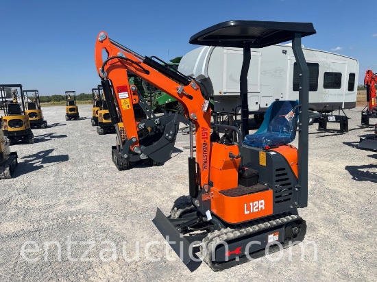 AGT L12R MINI EX, ROPS, OPEN CAB, 48" TRACKS,