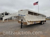 1986 GOOSENECK STOCK TRAILER, 6' X 24', TA, 3