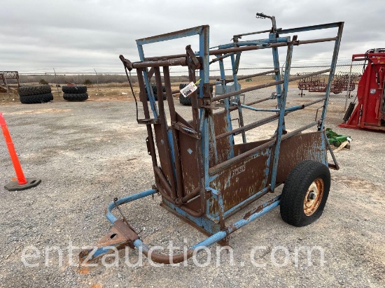 PRIEFERT PORTABLE CATTLE CHUTE