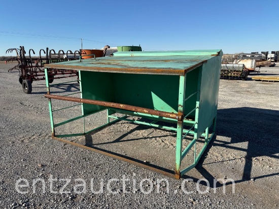 BOYD CREEP FEEDER, 7' X 7 1/2'