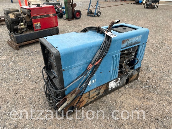 MILLER BOBCAT 225 WELDER/GENERATOR,
