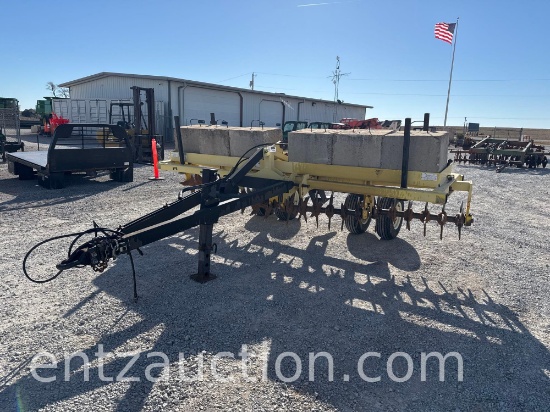 AERWAY 13' AERATOR W/ BLOCKS