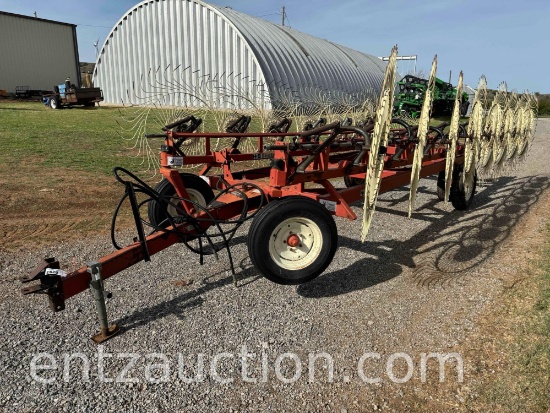 H&S BIFOLD RAKE, 16 WHEEL, SN:200772