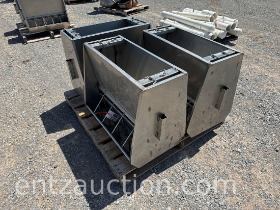 STAINLESS STEEL NURSERY FEEDERS