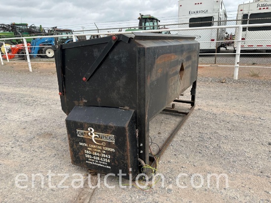 3C CAKE FEEDER, ELECTRIC, SIREN,