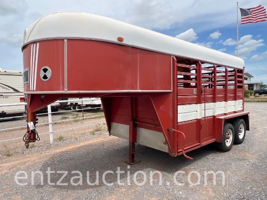 1989 KIEFER GN 3 HORSE TRAILER, 16', TA,