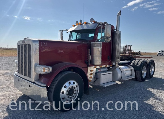 2017 Peterbilt 389 Semi, Day Cab,