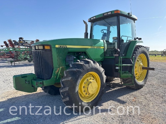 1995 Jd 8300 Tractor, Mfwd, Cab, Powershift,