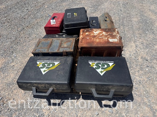 Lot Of 4) Jd Toolboxes, 2) Army Metal Boxes &