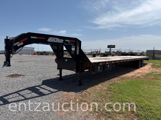 2016 Maxxd Flatbed Trailer, 40' X 96",