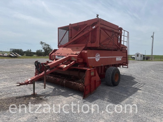 BUSH HOG 9004 PEANUT COMBINE, 4 ROW, SN: 1100082