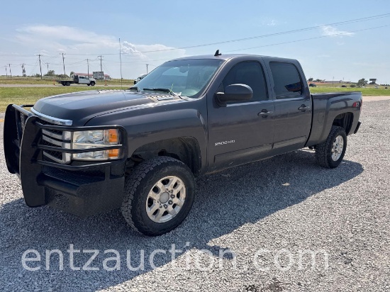 2011 Chevy 2500 Z71 Pickup, Crew Cab, Gas,