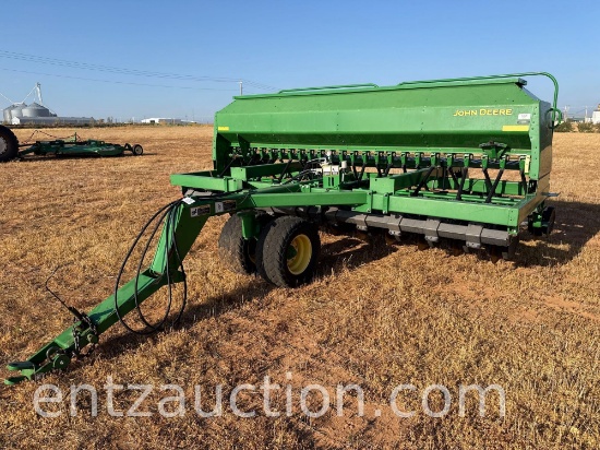 Jd 1590 No Till Drill, 7 1/2" Spacing, 16" Discs,