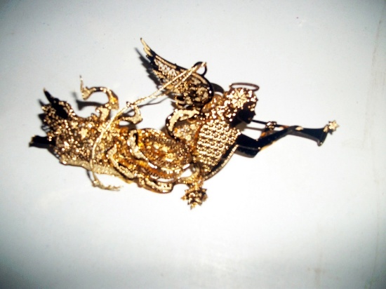 Lot 67: Danbury Mint Gold Angel Ornament - Limited Run