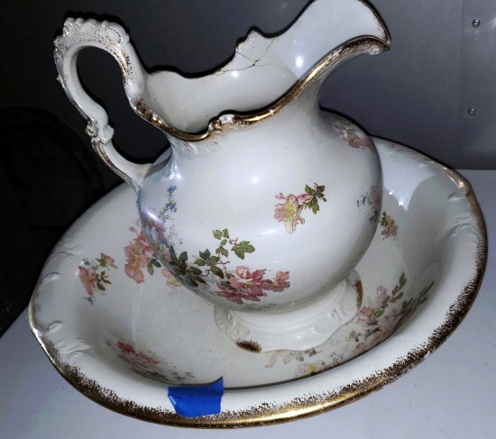 Lot 71: Lot Of Pitcher And Chamber Wash Basin - Chipped See Pictures