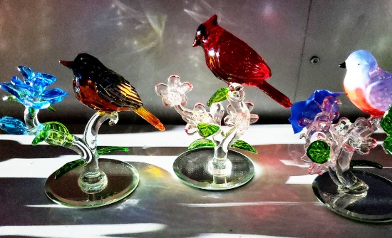 Lot 78: Set Of Glass Birds - Perched.  Possibly Danbury Mint Collection -