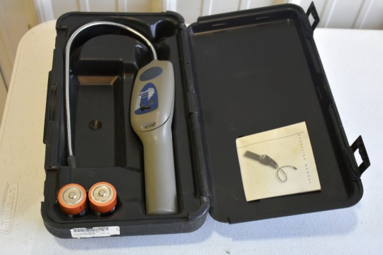 Inficon Tek Mate, Model 705-202-G1, Refrigerant Leak Detecter, Tested, Working Condition, With Case