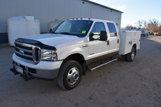 2005 Ford F350 Super Duty, Dually, 4x4, 4 Door, Lariat, 6.0 Diesel, Automatic, Leather, 118,646 Mile