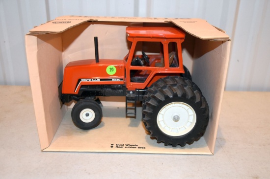 Ertl Deutz Allis 8030, 1985, With Duals, 1/16th Scale, With Box