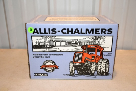 Ertl Allis Chalmers 8070, National Farm Toy Museum, Series 2 1992 Commerative Edition, With Box