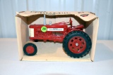 Ertl Farmall 350, 1/16th Scale, With Box