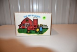 Ertl 1987 Toy Farmer Massey Harris 33, 1/16th Scale, With Box