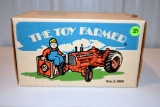 Ertl 1989 Toy Farmer Allis Chalmers D19, 1/16th Scale With Box