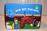 Ertl National Farm Toy Show 1991, Toy Farmer Farmall Super MTA Diesel Tractor, 1/16th Scale With Box