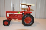 Toy Tractor Times 1995, Farmall 706 With ROPS, 1/16th Scale, No Box