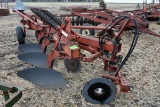 White 508 Plow, 3x18's, Coulters, In-Furrow