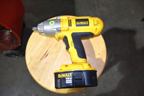 Dewalt 1/2'' Cordless Impact, 18 Volt, With Battery