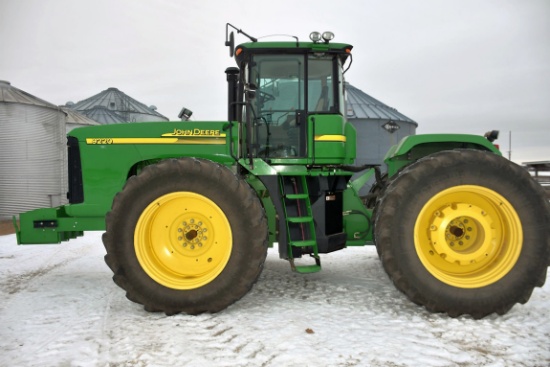 2006 John Deere 9220 4WD Tractor, 1895 Actual Hours, 620/70R42 Tires At 80%, (6) 205KG Rear Wheel We
