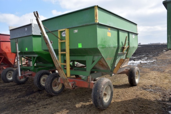 J&M 250 Gravity Flow Wagon With 7 Ton Running Gear