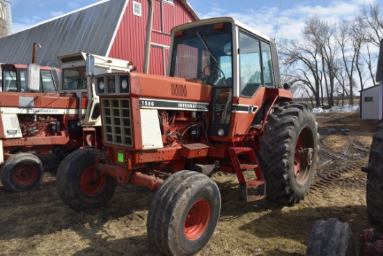 International 1586 Tractor, Cab, 3267 Hours Showing/ Actual Hours Are Unknown, 1000PTO, 3pt., 2 Hydr
