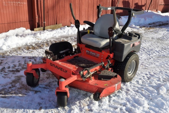 Gravely Pro-Turn Commercial Zero Turn Lawn Mower, 23HP, 52” Deck, 118 Hours, One Owner