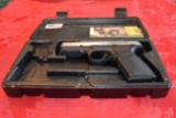 Ruger SR40 40S&W Pistol, Hard Case