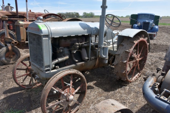 McCormick Deering 1020 Tractor, Steel Wheels