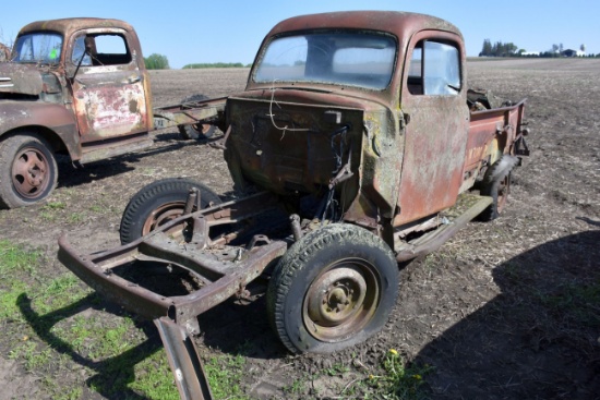 1951 Ford F3 Parts Truck