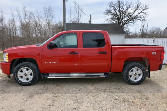 2011 Chevy 1500 Silverado Pickup Z71, 4 Door, 4x4, V8 Gas, Auto, Loaded, With Only 15,268 One Owner