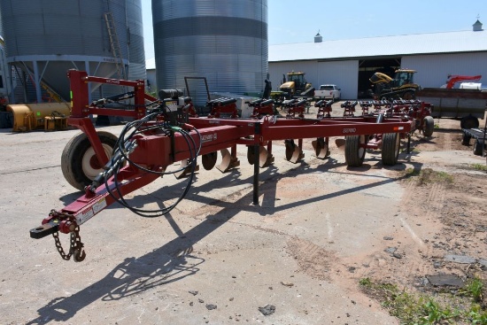 2013 Safford 8212 Moldboard Plow, 6x6 Flex, 12x18's, Entire Machine Only Done 400 Acres, Like New, S
