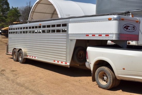 2005 4 Star Aluminum Gooseneck Livestock Trailer, 24’x8’ Tandem Axle