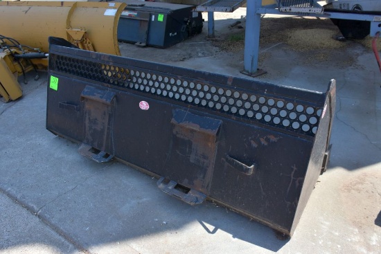 HH 84" Bucket With Universal Skid Loader Plate
