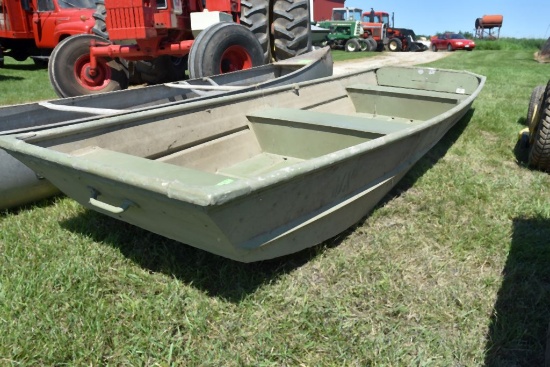 Appleby MFG Co. 12’ Aluminum Flat Bottom Duck Boat,  NO REGISTRATION