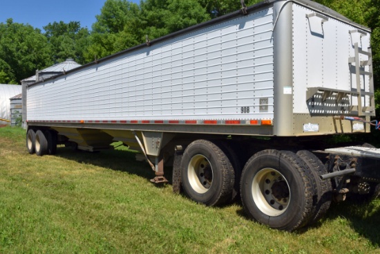 1995 Wilson Pace Setter, Hopper Grain Trailer, 43’ x 96” x 60” Ag Hoppers, Air Ride, Roll Tarp, 24.5